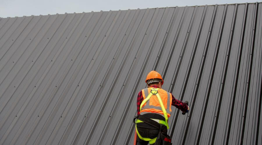 Professional metal roof installation services in Magalia, CA